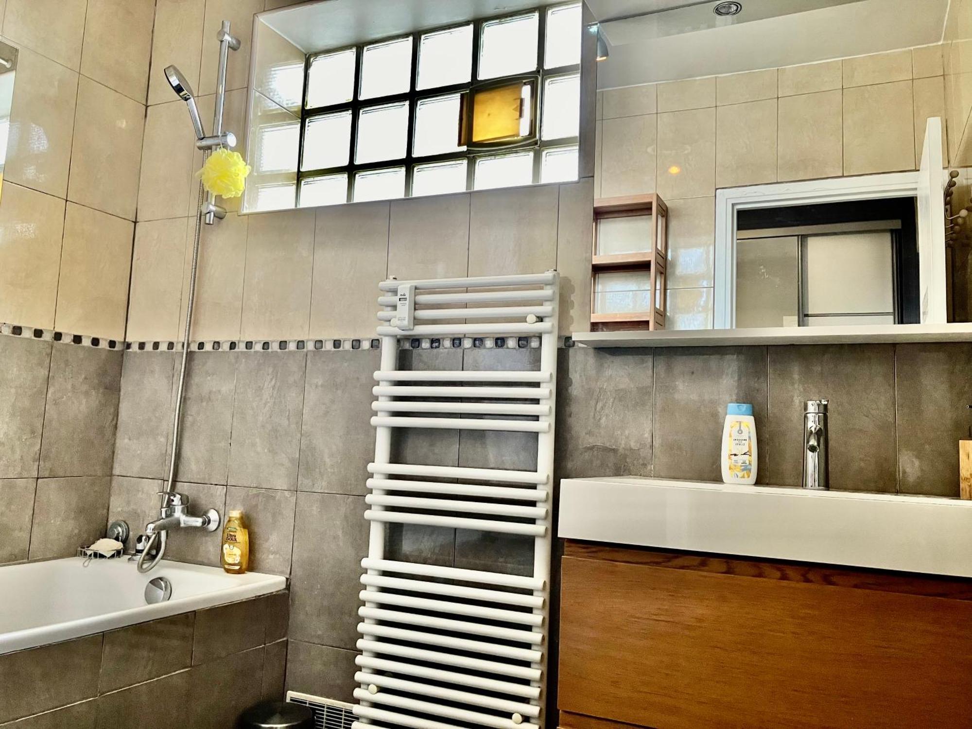 Apartament Parisian Lounge 8 Pers Front Station Villemomble Zewnętrze zdjęcie